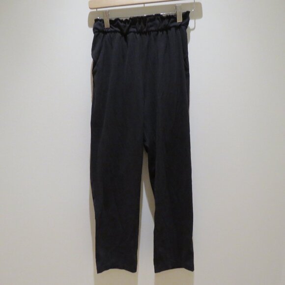 LULULEMON Keep Moving Pant in Black Athleisure Travel Office Casual - Size US 2 - Picture 3 of 10